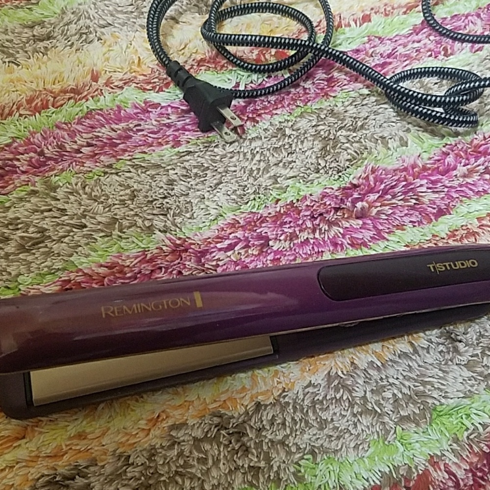 Remington Flat iron 1"